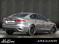 Jaguar XE P250 - Limousine - Grau - Gebrauchtwagen - Bild 2