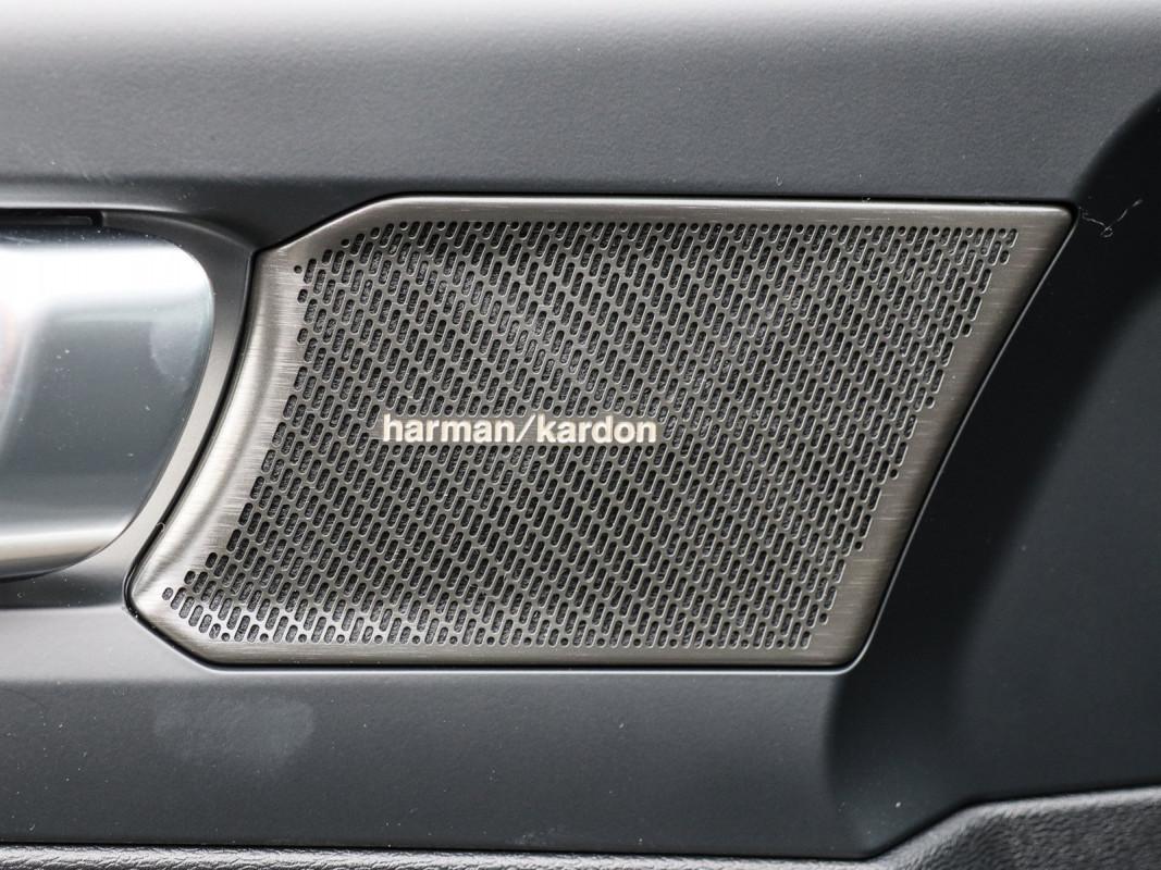 Volvo EX40 - SUV/Off-road - Grau - Gebrauchtwagen - Bild 14