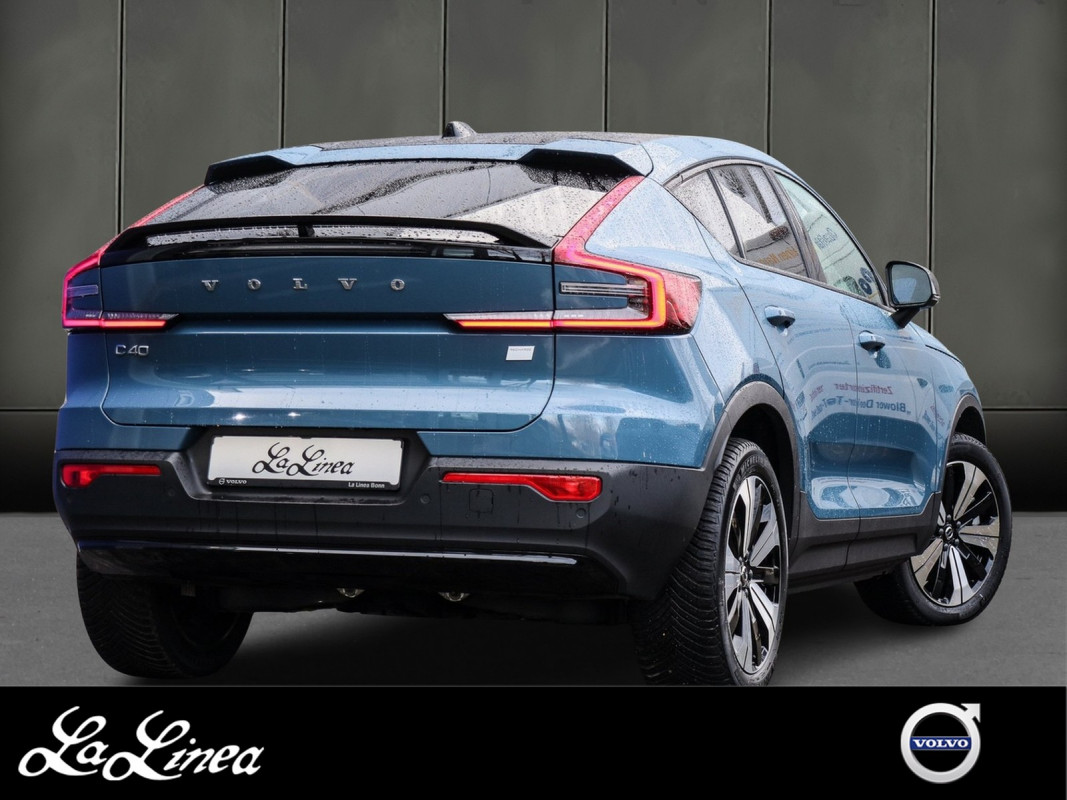 Volvo C40 Core Recharge - SUV/Off-road - Blau - Gebrauchtwagen - Bild 2