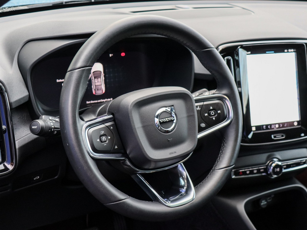 Volvo C40 Core Recharge - SUV/Off-road - Blau - Gebrauchtwagen - Bild 10