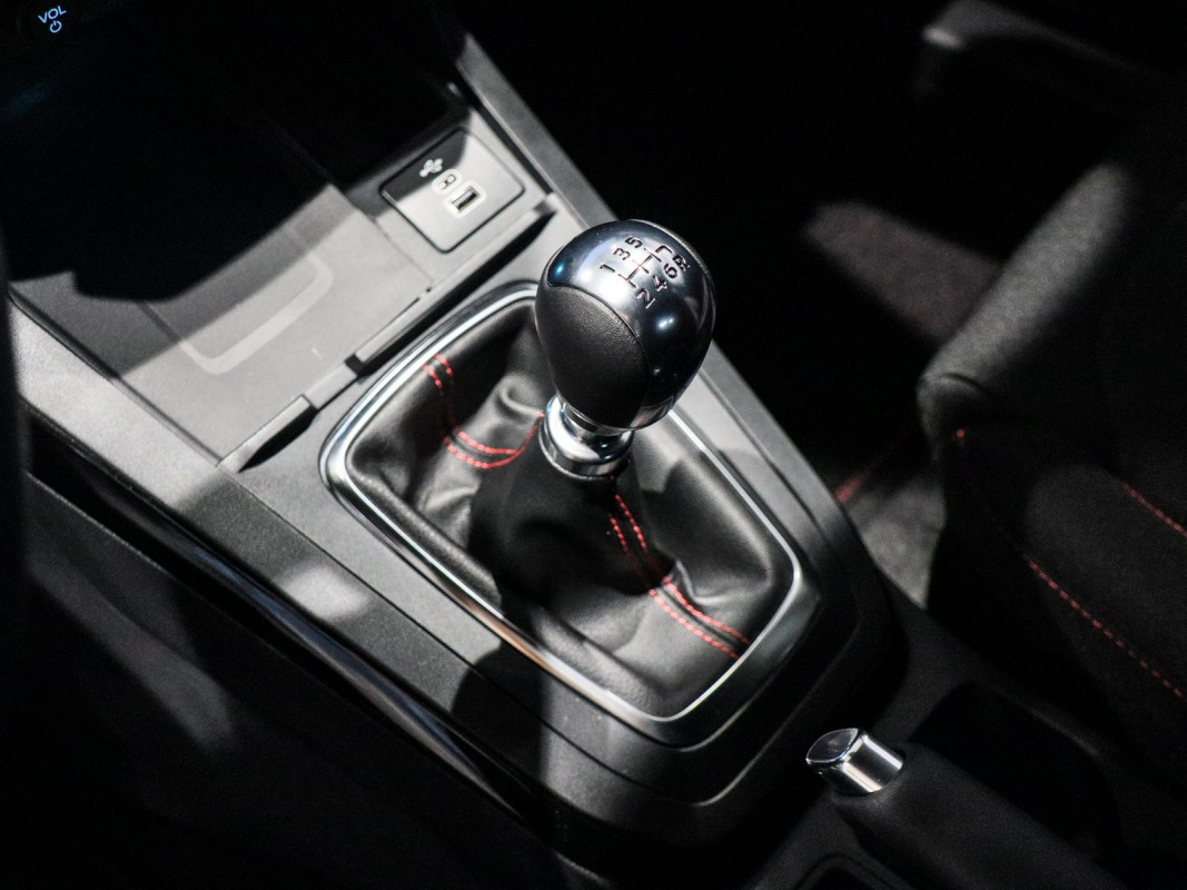 Ford Puma - SUV/Off-road - Silber - Tageszulassung - Bild 9