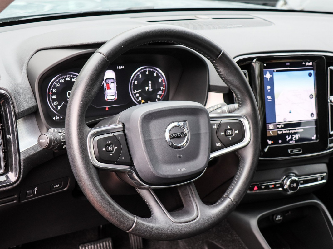 Volvo XC40 T4 - SUV/Off-road - Grau - Gebrauchtwagen - Bild 10