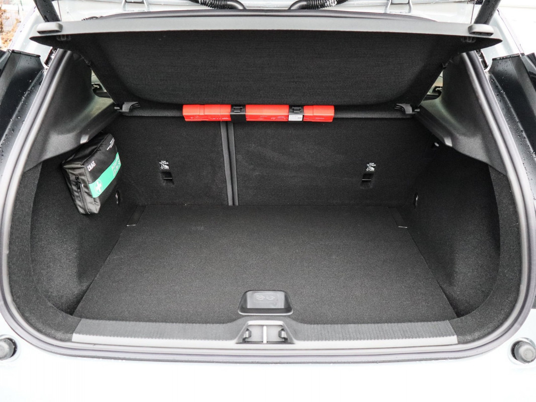 Volvo EX30 Ultra - SUV/Off-road - Grau - Neuwagen - Bild 9