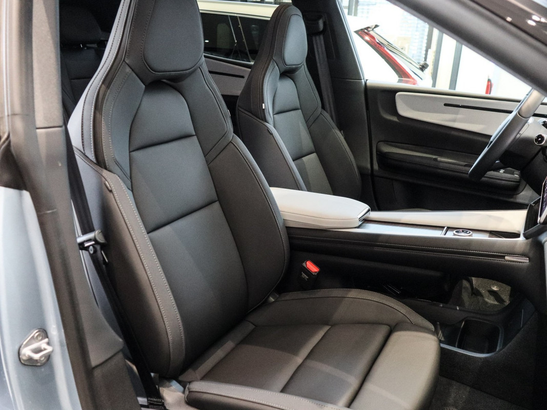 Polestar 4 - Limousine - Blau - Gebrauchtwagen - Bild 7