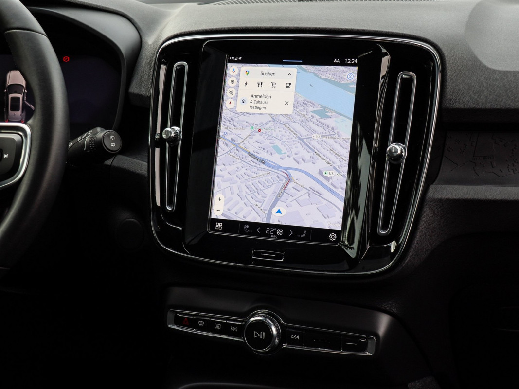 Volvo XC40 Single Motor - SUV/Off-road - Weiss - Gebrauchtwagen - Bild 9