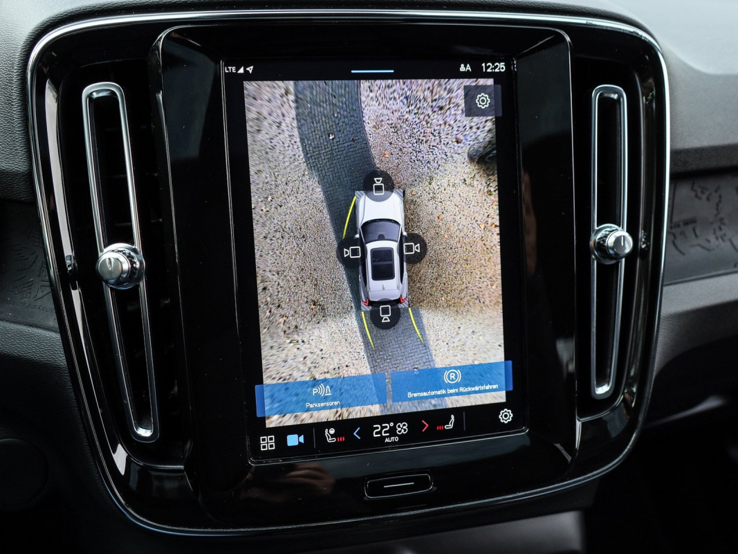 Volvo XC40 Single Motor - SUV/Off-road - Weiss - Gebrauchtwagen - Bild 14