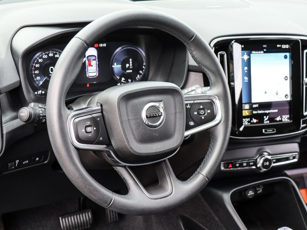 Volvo XC40 T5 Aut. - SUV/Off-road - Gold - Gebrauchtwagen - Bild 10