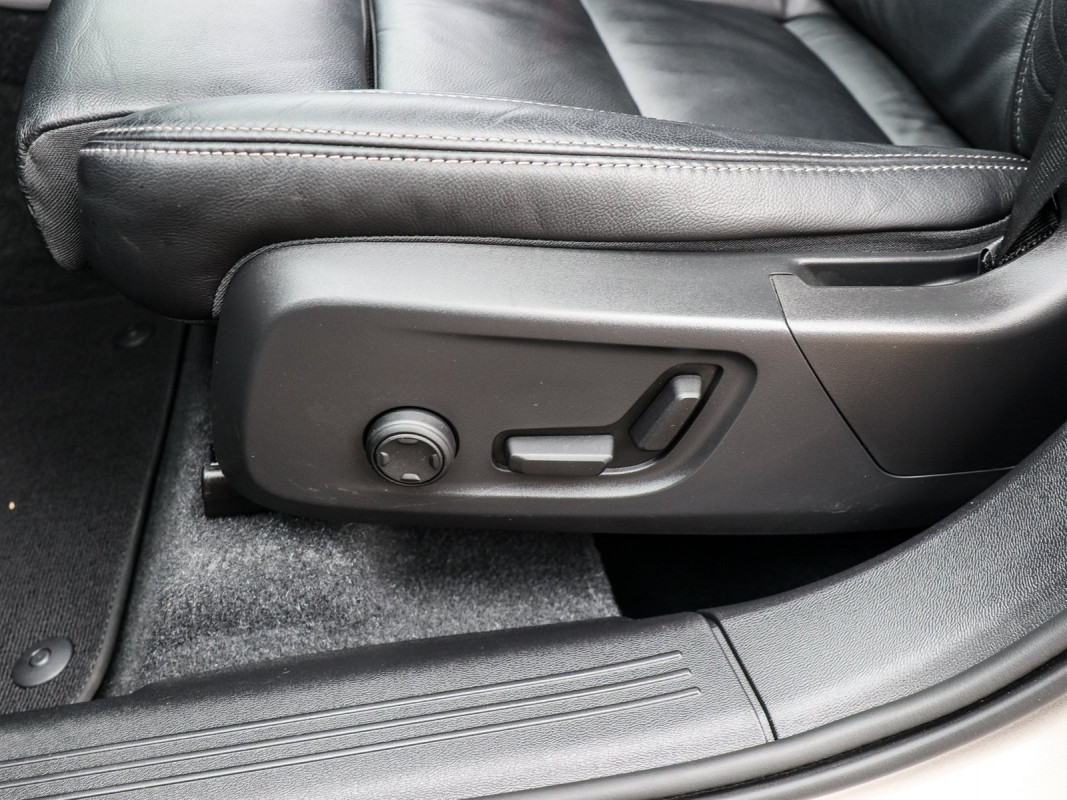 Volvo XC40 T5 Aut. - SUV/Off-road - Gold - Gebrauchtwagen - Bild 15