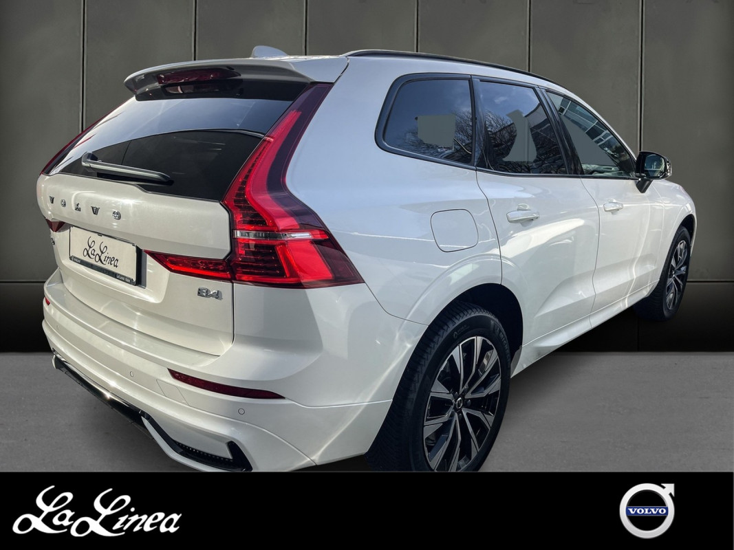 Volvo XC60 B4 (B) - SUV/Off-road - Weiss - Gebrauchtwagen - Bild 2