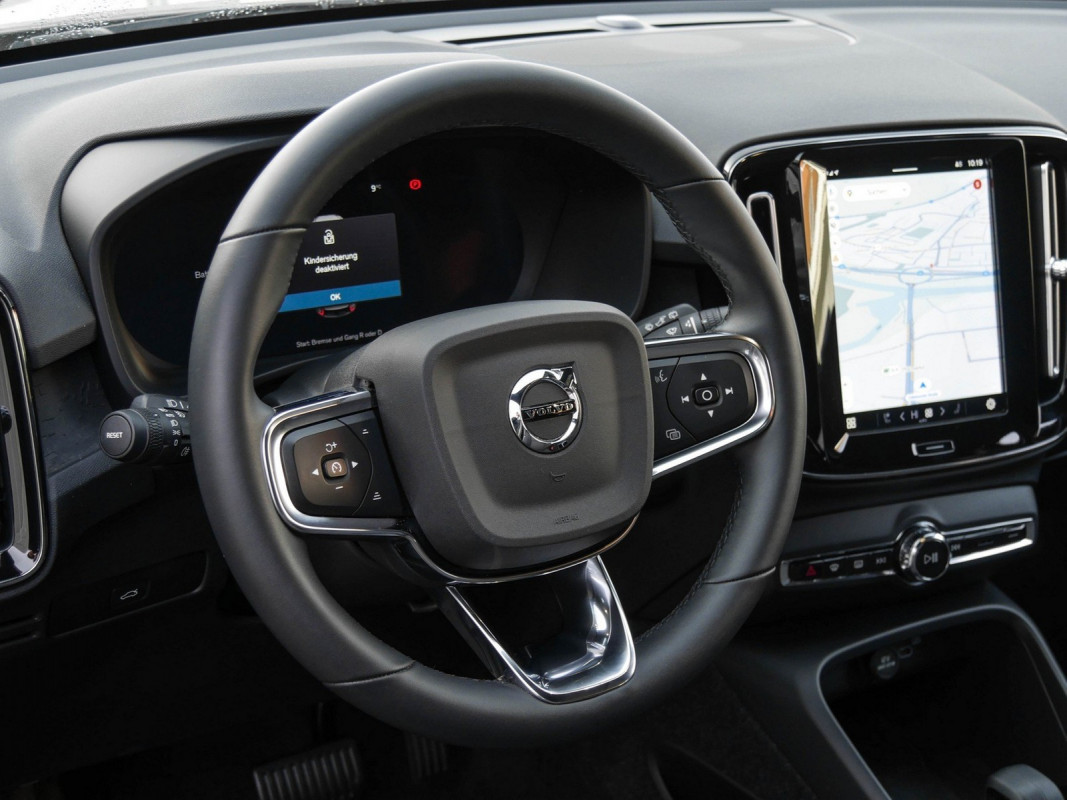 Volvo XC40 - SUV/Off-road - Grün - Gebrauchtwagen - Bild 10