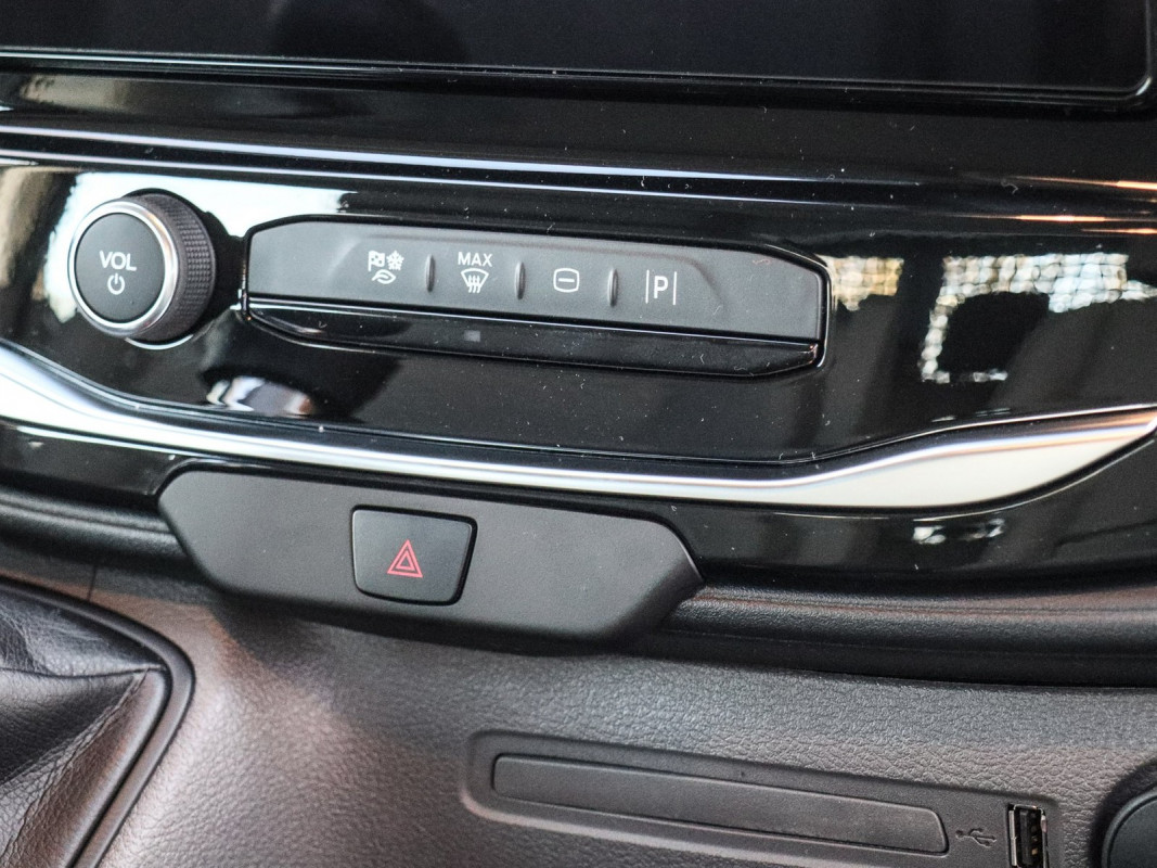 Ford Transit Doppelkabine Pritsche Trend L3 - Nutzfahrzeug - Weiss - Neuwagen - Bild 8