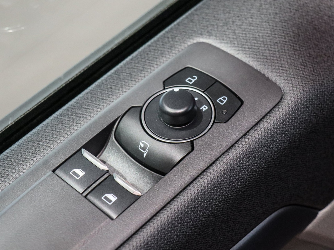 Ford Tourneo Custom Active - Van/Minibus - Rot - Neuwagen - Bild 14