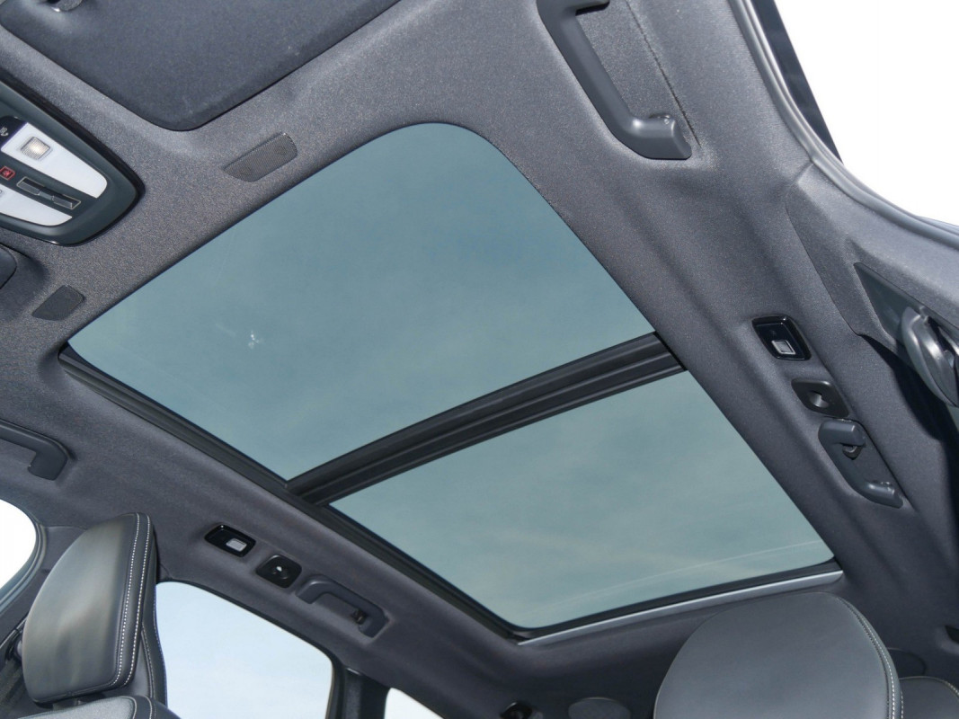 Volvo XC60 - SUV/Off-road - Schwarz - Gebrauchtwagen - Bild 12