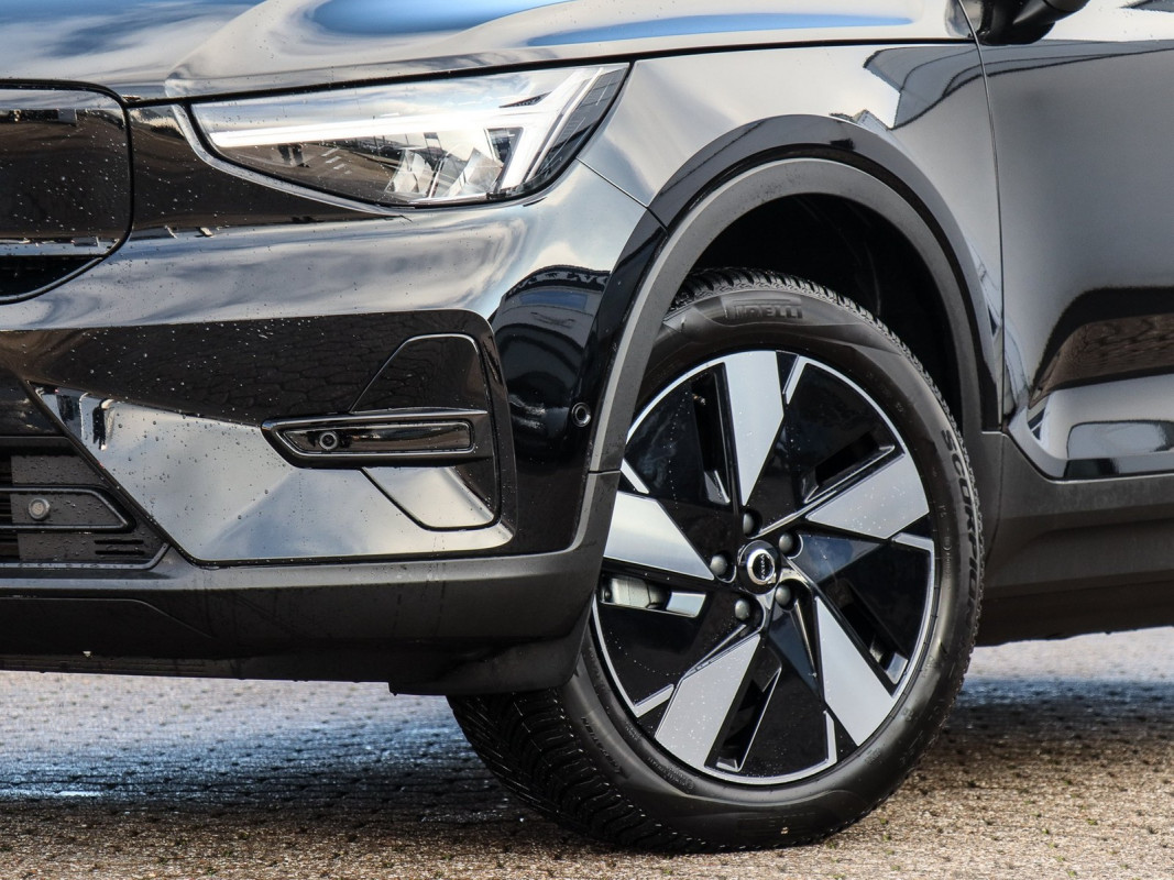 Volvo EX40 - SUV/Off-road - Schwarz - Gebrauchtwagen - Bild 6