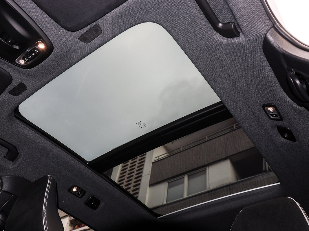 Volvo XC40 T4 Recharge - SUV/Off-road - Weiss - Gebrauchtwagen - Bild 13