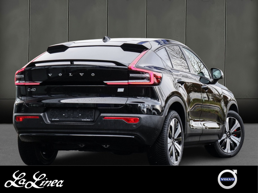 Volvo C40 Core - SUV/Off-road - Schwarz - Gebrauchtwagen - Bild 2