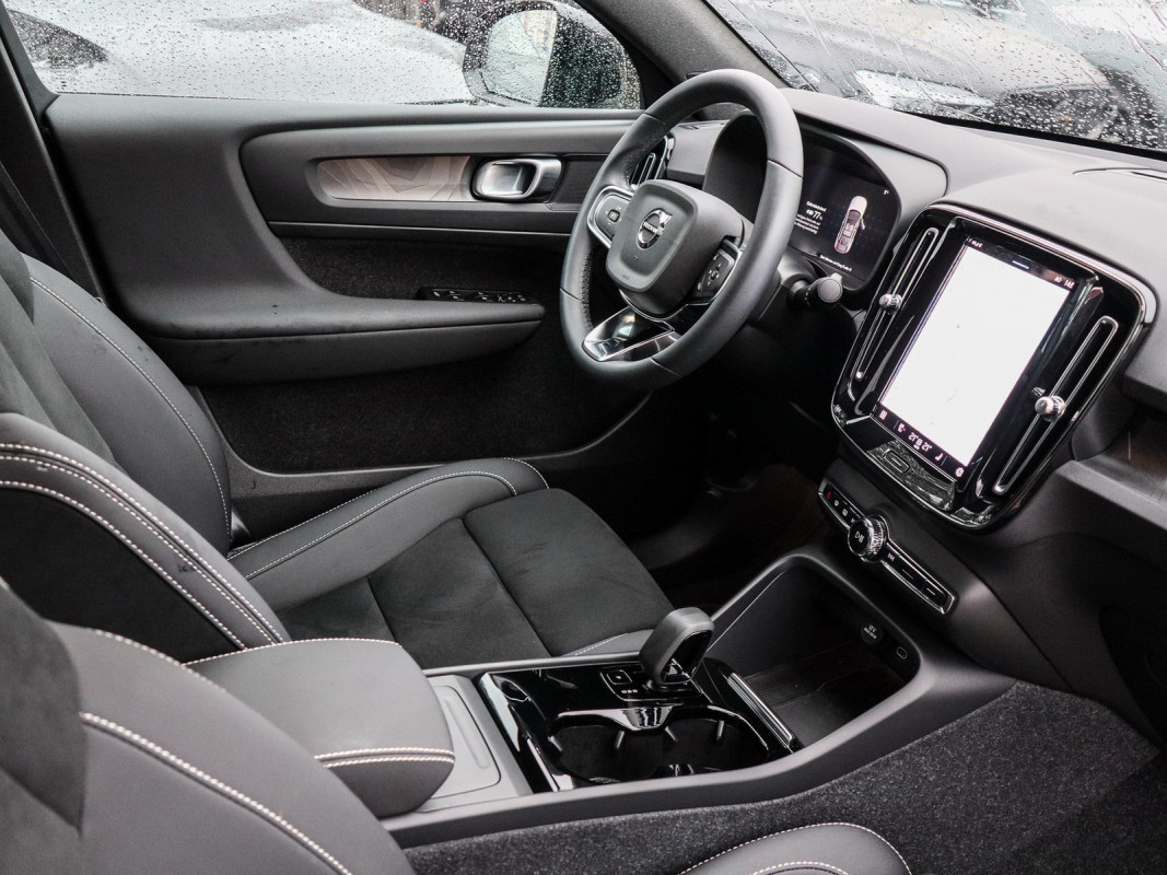 Volvo C40 Twin Motor - SUV/Off-road - Grau - Gebrauchtwagen - Bild 3