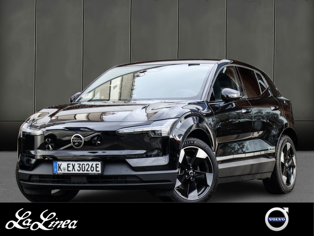 Volvo EX30 Single Motor Extended Range - SUV/Off-road - Schwarz - Gebrauchtwagen - Bild 1