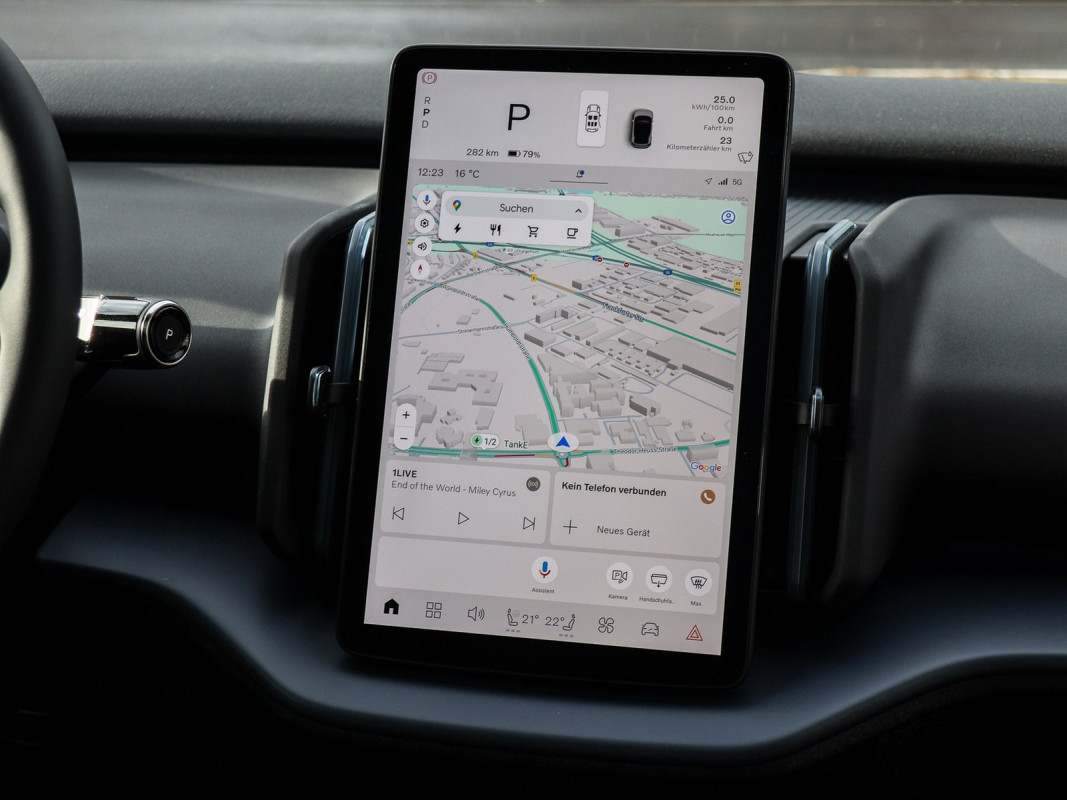 Volvo EX30 Single Motor Extended Range - SUV/Off-road - Schwarz - Gebrauchtwagen - Bild 9