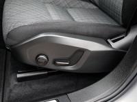 Volvo XC60 T6 Inscription Expression - SUV/Off-road - Silber - Gebrauchtwagen - Bild 15