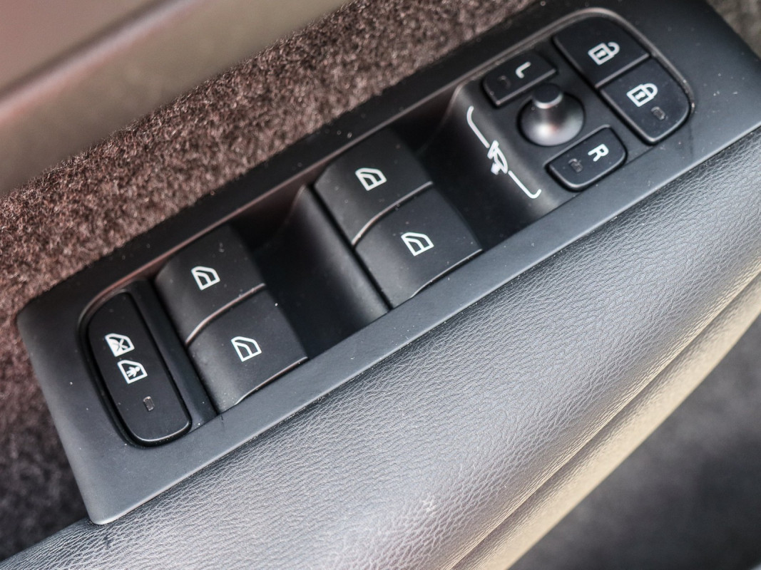 Volvo XC40 B3 (B) - SUV/Off-road - Silber - Gebrauchtwagen - Bild 15