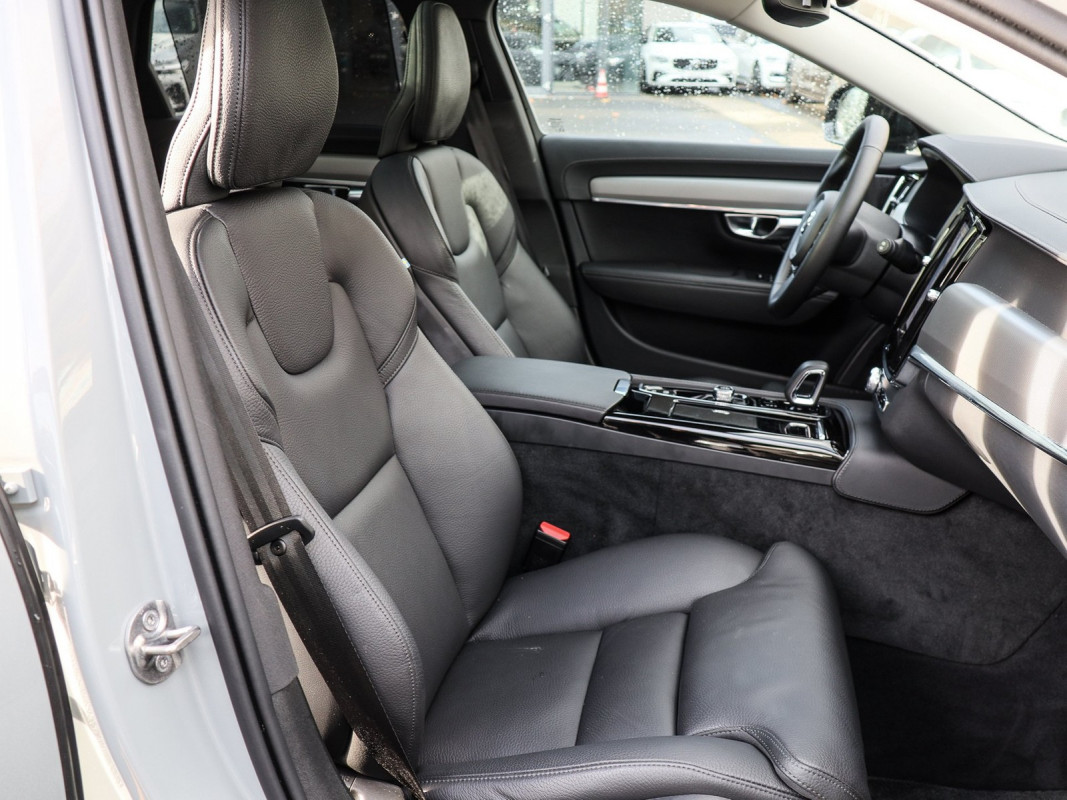 Volvo V90 T8 Recharge AWD - Kombi - Grau - Gebrauchtwagen - Bild 7