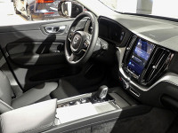 Volvo XC60 T6 AWD Recharge - SUV/Off-road - Grau - Gebrauchtwagen - Bild 3