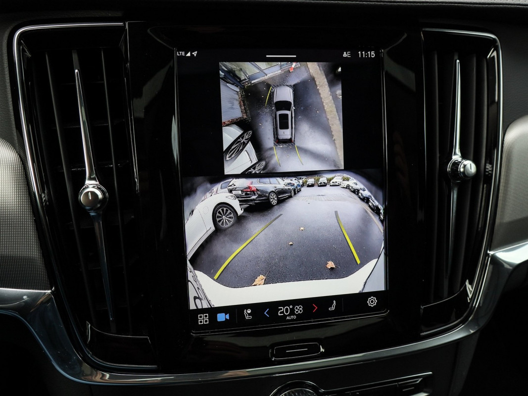 Volvo V90 T6 Recharge - Kombi - Weiss - Gebrauchtwagen - Bild 13