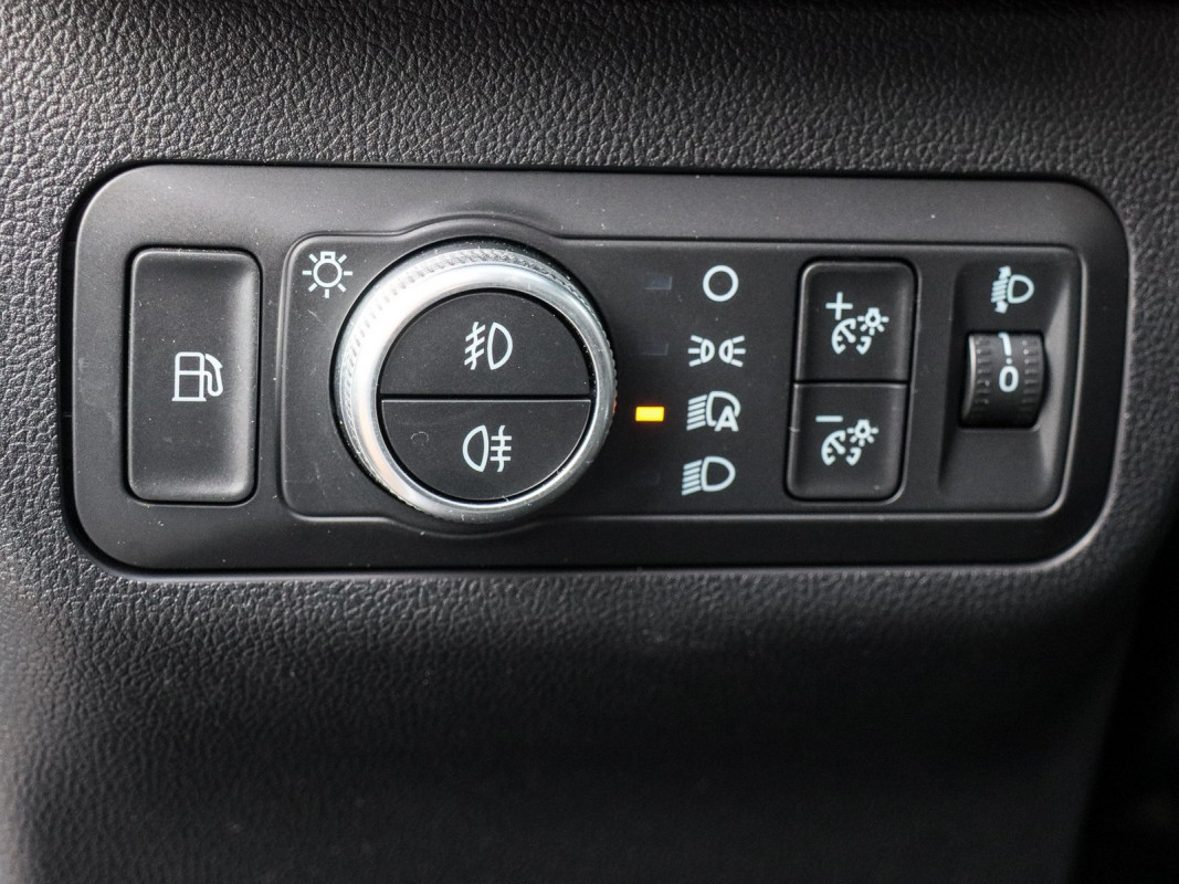 Ford Kuga - SUV/Off-road - Weiss - Gebrauchtwagen - Bild 15