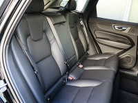 Volvo XC60 B4 (D) Plus Dark - SUV/Off-road - Schwarz - Gebrauchtwagen - Bild 5