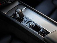 Volvo XC60 B4 (D) Plus Dark - SUV/Off-road - Schwarz - Gebrauchtwagen - Bild 11