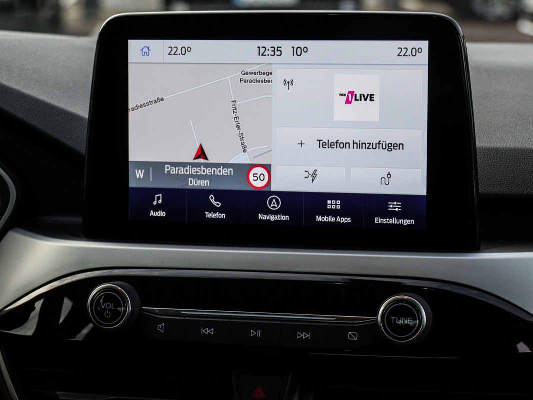 Ford Kuga - SUV/Off-road - Weiss - Gebrauchtwagen - Bild 9