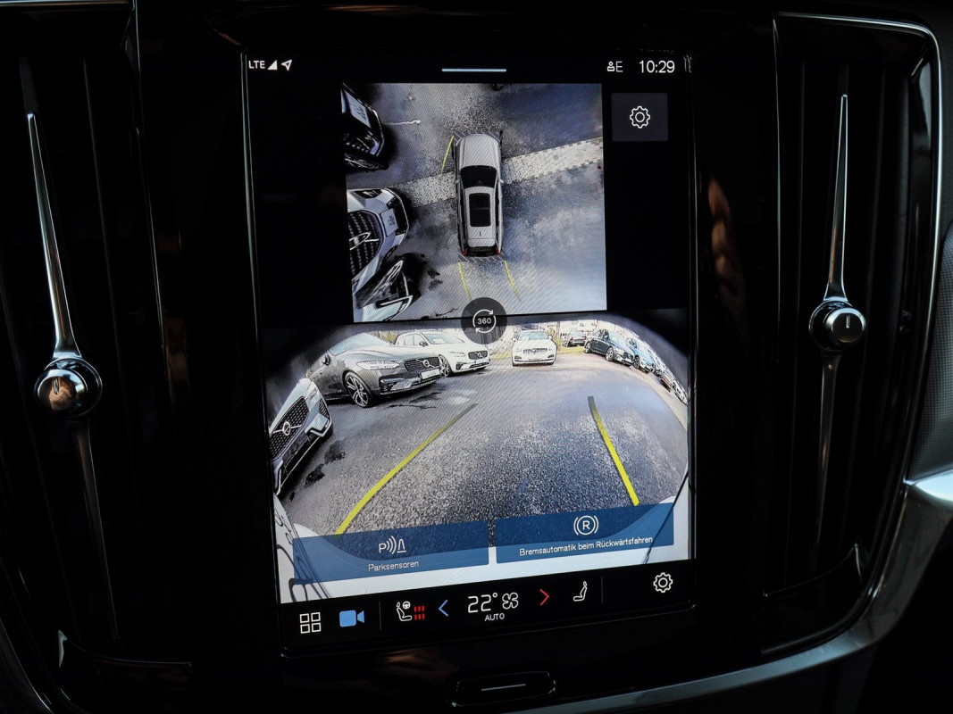 Volvo V90 T6 Recharge AWD - Kombi - Silber - Gebrauchtwagen - Bild 14