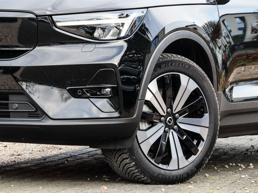 Volvo C40 Twin Motor - SUV/Off-road - Schwarz - Gebrauchtwagen - Bild 6