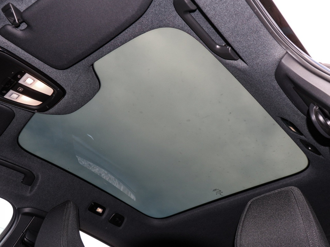 Volvo C40 Twin Motor - SUV/Off-road - Schwarz - Gebrauchtwagen - Bild 12