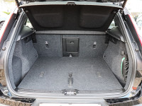 Volvo XC40 B4 AWD - SUV/Off-road - Schwarz - Gebrauchtwagen - Bild 12