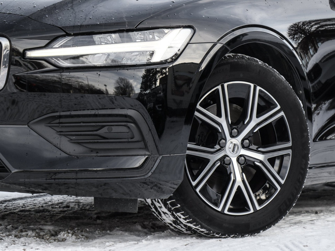 Volvo V60 B4 Diesel - Kombi - Schwarz - Gebrauchtwagen - Bild 6