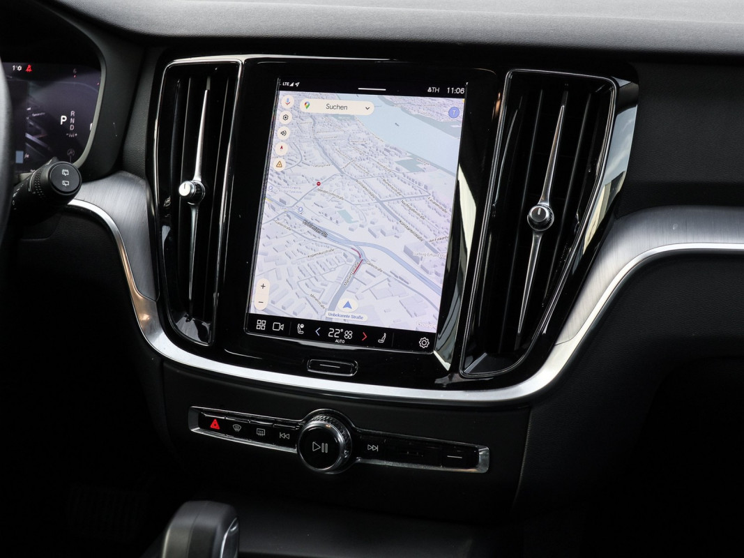 Volvo V60 B4 Diesel - Kombi - Schwarz - Gebrauchtwagen - Bild 9