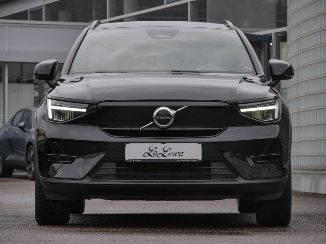 Volvo XC40 - SUV/Off-road - Schwarz - Gebrauchtwagen - Bild 15