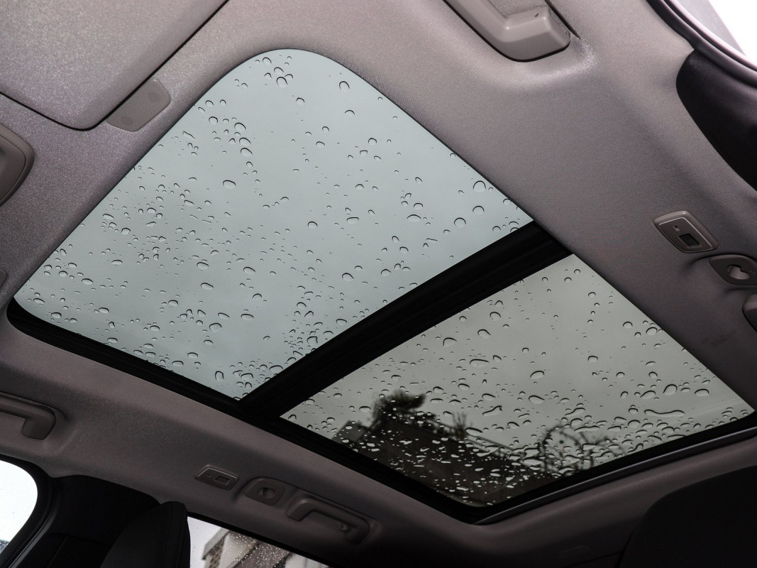 Volvo XC90 T8 AWD Reskin - SUV/Off-road - Weiss - Gebrauchtwagen - Bild 12