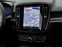 Volvo XC40 Plus Recharge Pure Elektrik AWD - SUV/Off-road - Weiss - Gebrauchtwagen - Bild 9