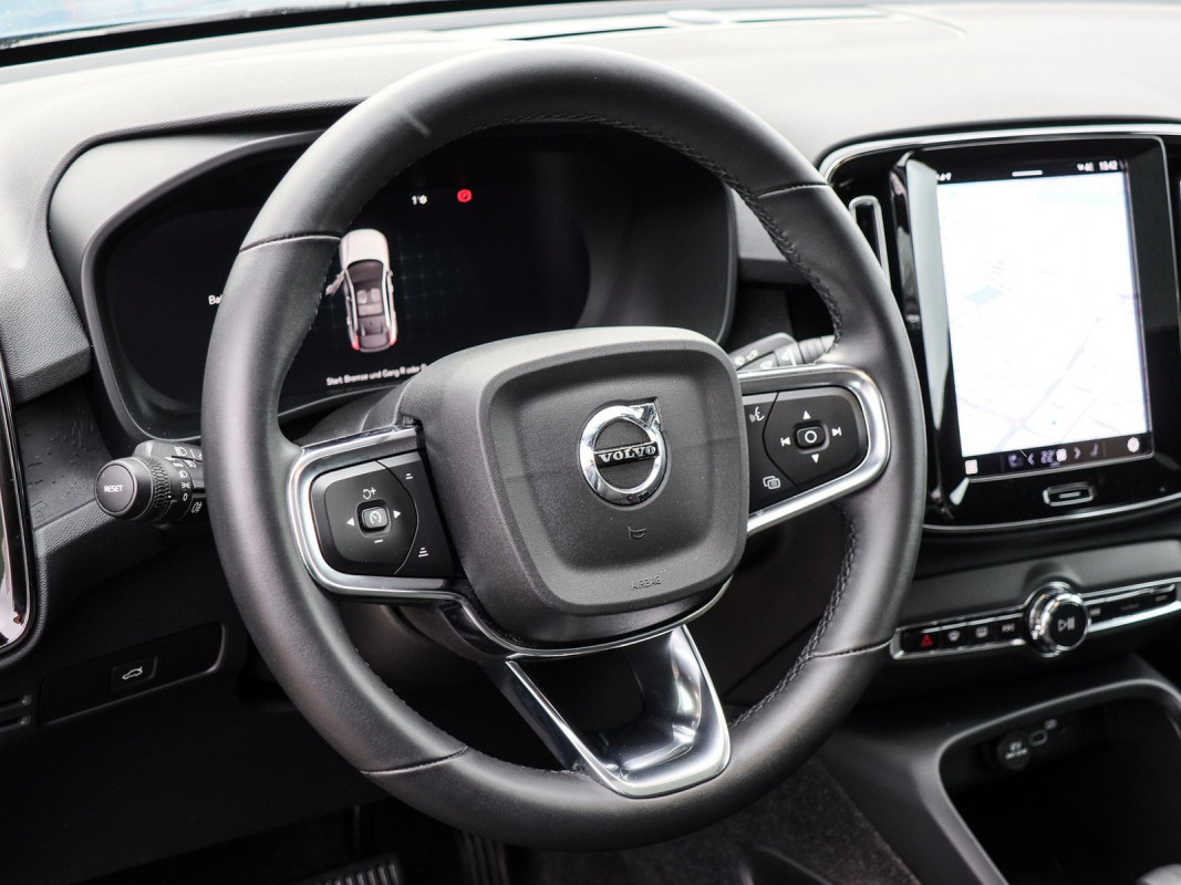 Volvo C40 Core Recharge Pure Electric - SUV/Off-road - Blau - Gebrauchtwagen - Bild 10