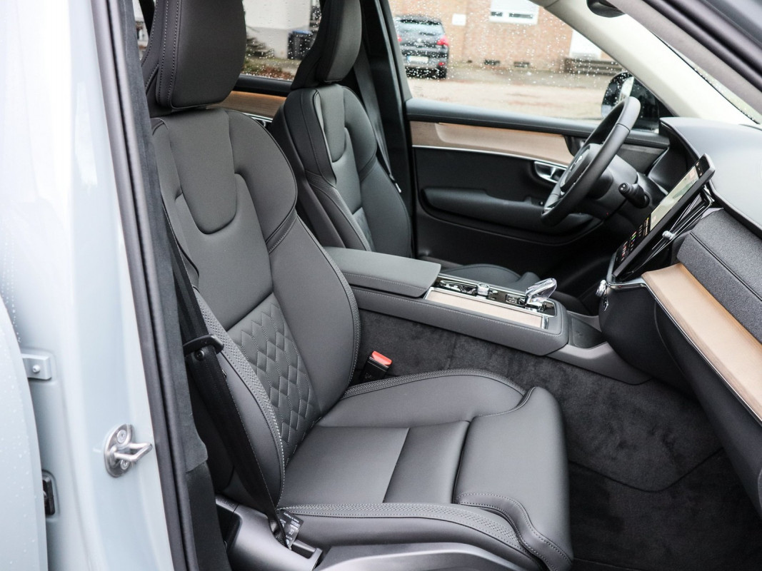Volvo XC90 T8 - SUV/Off-road - Grau - Gebrauchtwagen - Bild 7