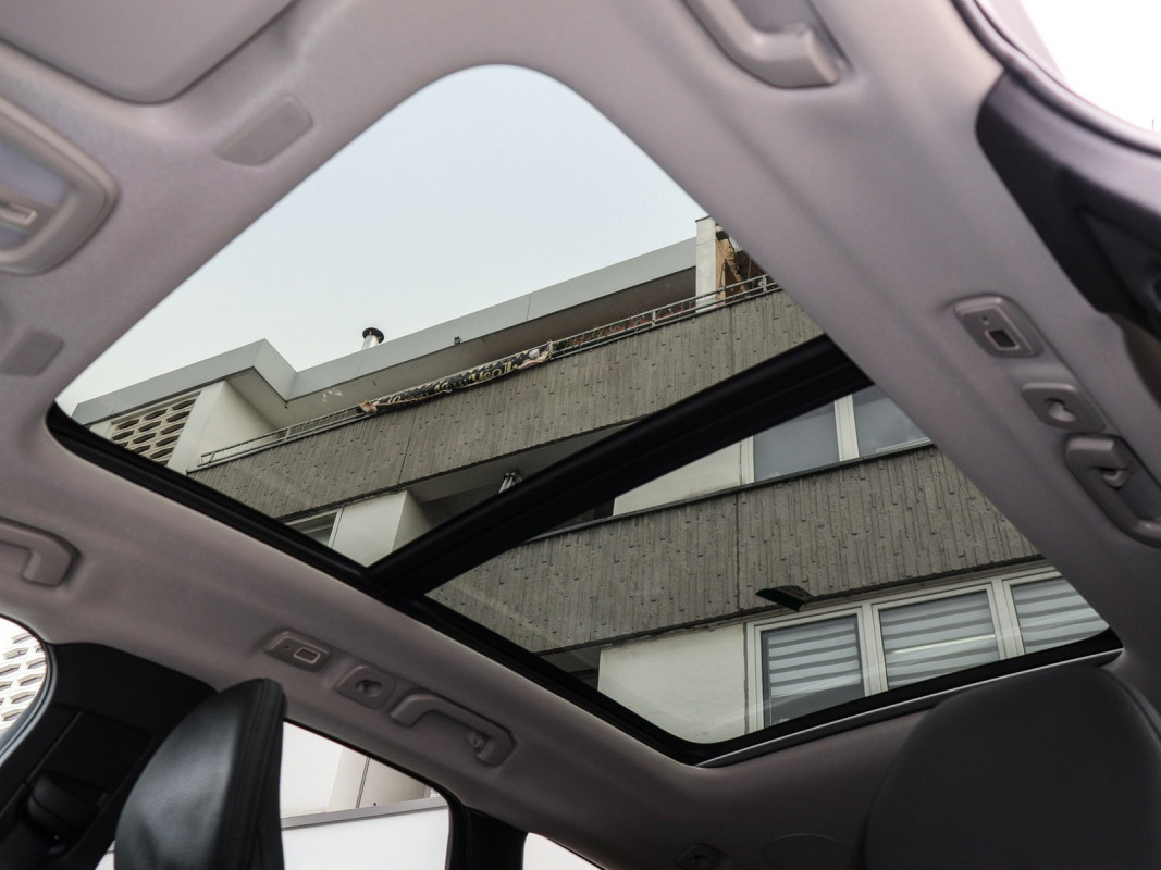 Volvo XC60 B5 (B) AWD - SUV/Off-road - Grau - Gebrauchtwagen - Bild 12