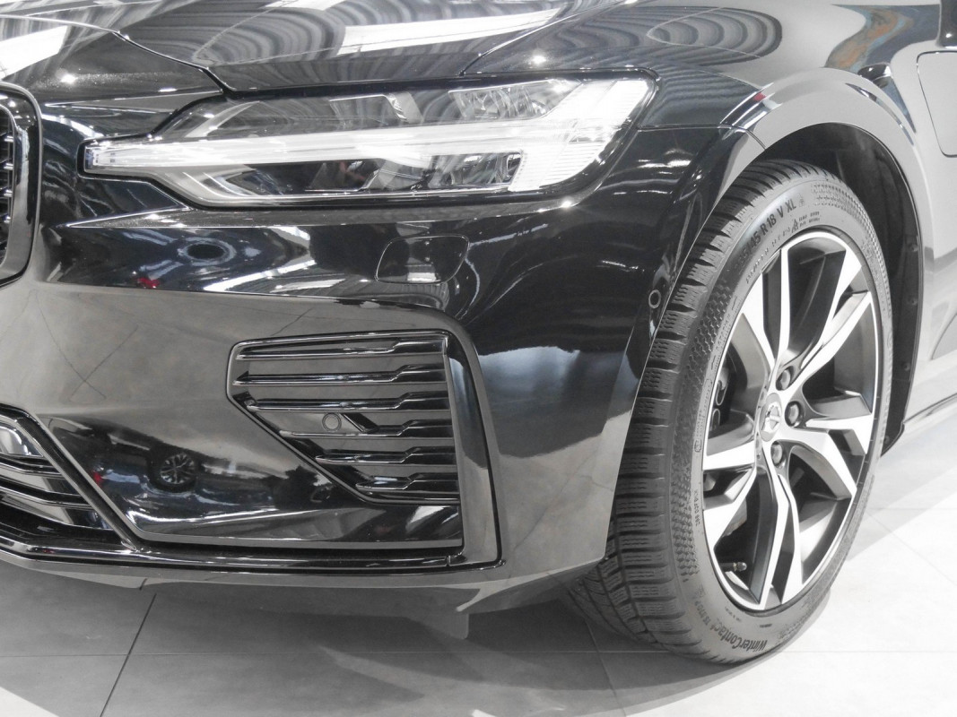 Volvo V60 - Kombi - Schwarz - Gebrauchtwagen - Bild 6