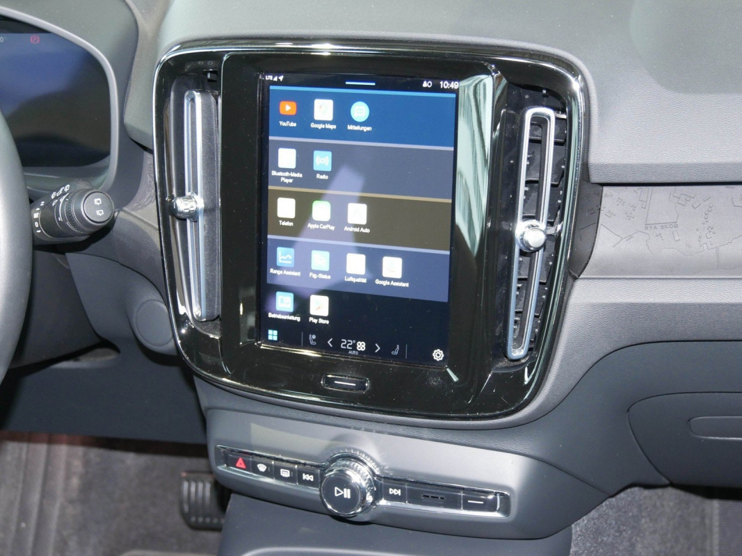 Volvo XC40 - SUV/Off-road - Schwarz - Gebrauchtwagen - Bild 9