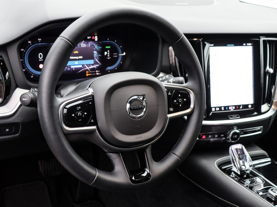 Volvo V60 T6 - Kombi - Grau - Gebrauchtwagen - Bild 10