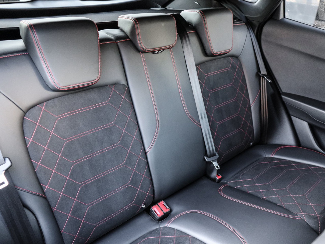 Ford Puma - SUV/Off-road - Schwarz - Gebrauchtwagen - Bild 5