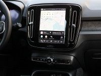 Volvo EX40 Plus - SUV/Off-road - Grau - Gebrauchtwagen - Bild 9