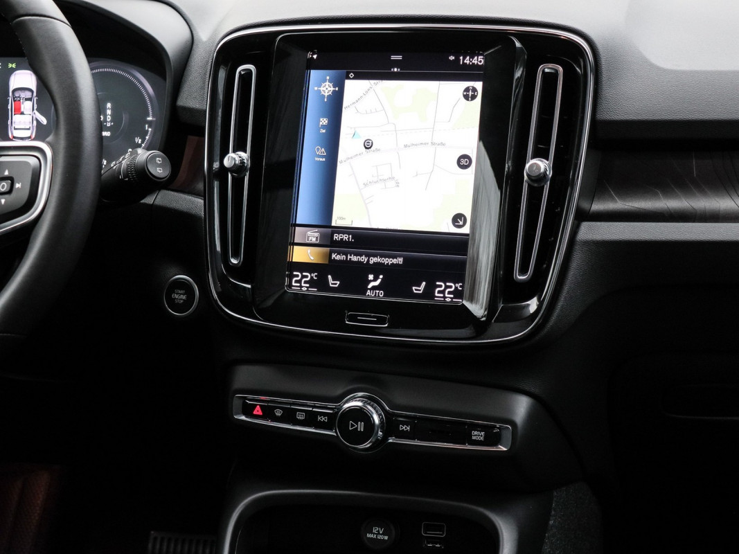 Volvo XC40 T4 - SUV/Off-road - Schwarz - Gebrauchtwagen - Bild 9